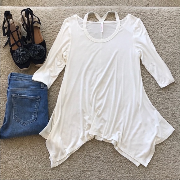 Creamy White 3/4 Sleeve Tunic Top - Picture 2 of 7